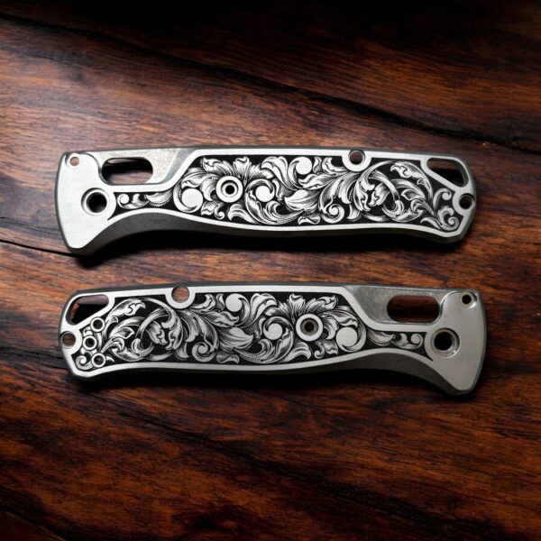 Benchmade Bugout Scales with Custom Engraving - Titanium