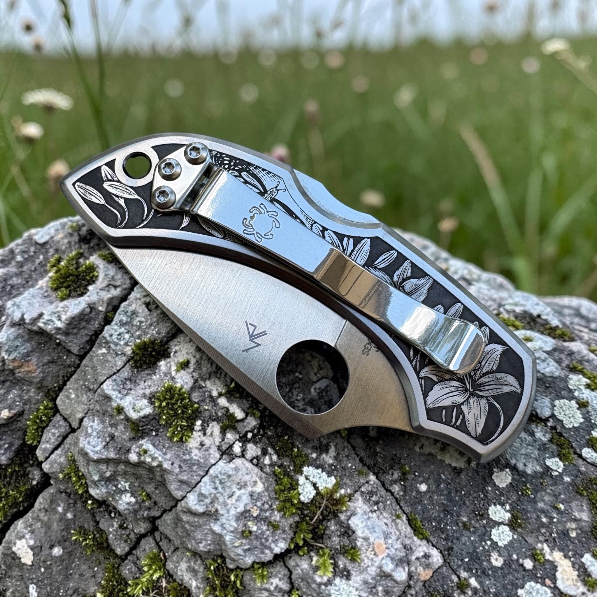 Spyderco Dragonfly with Engraved Lilies and Butterfly - Back Engraved with Clip