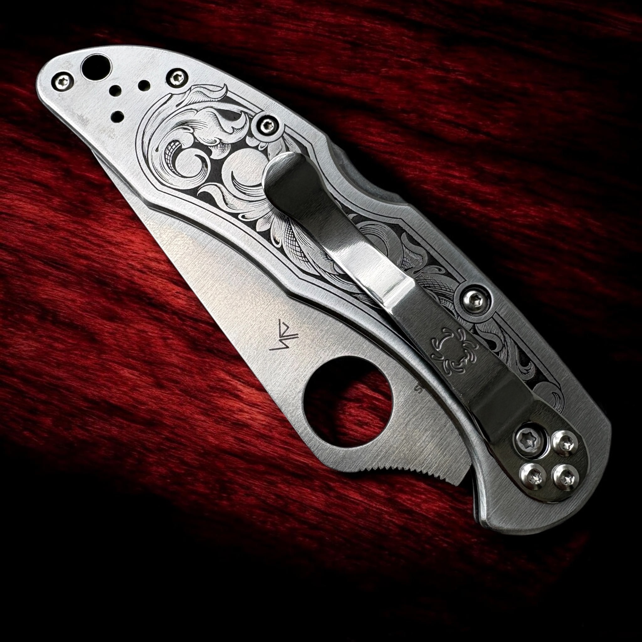 Spyderco Delica with Engraved Scrollwork - With Clip