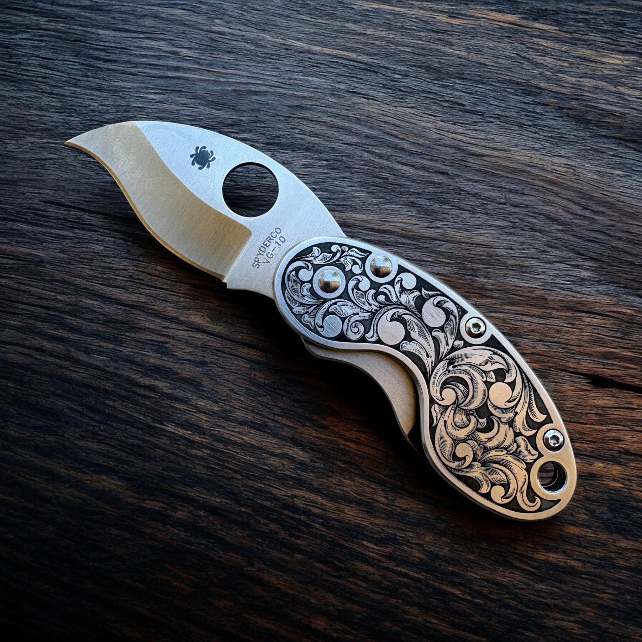 Spyderco Cricket with laser engraved scrollwork - Open